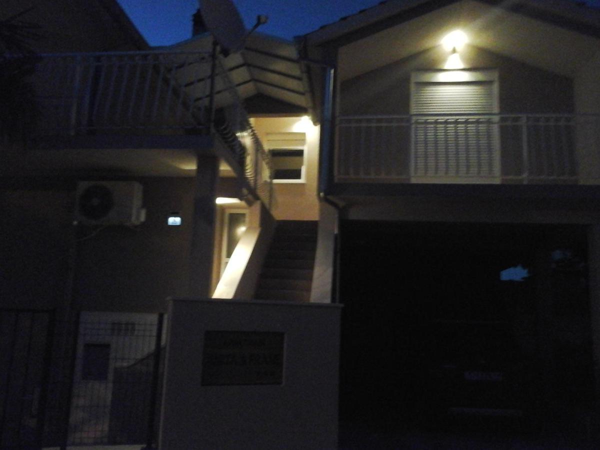 Apartments Anita Frane Водице Екстер'єр фото