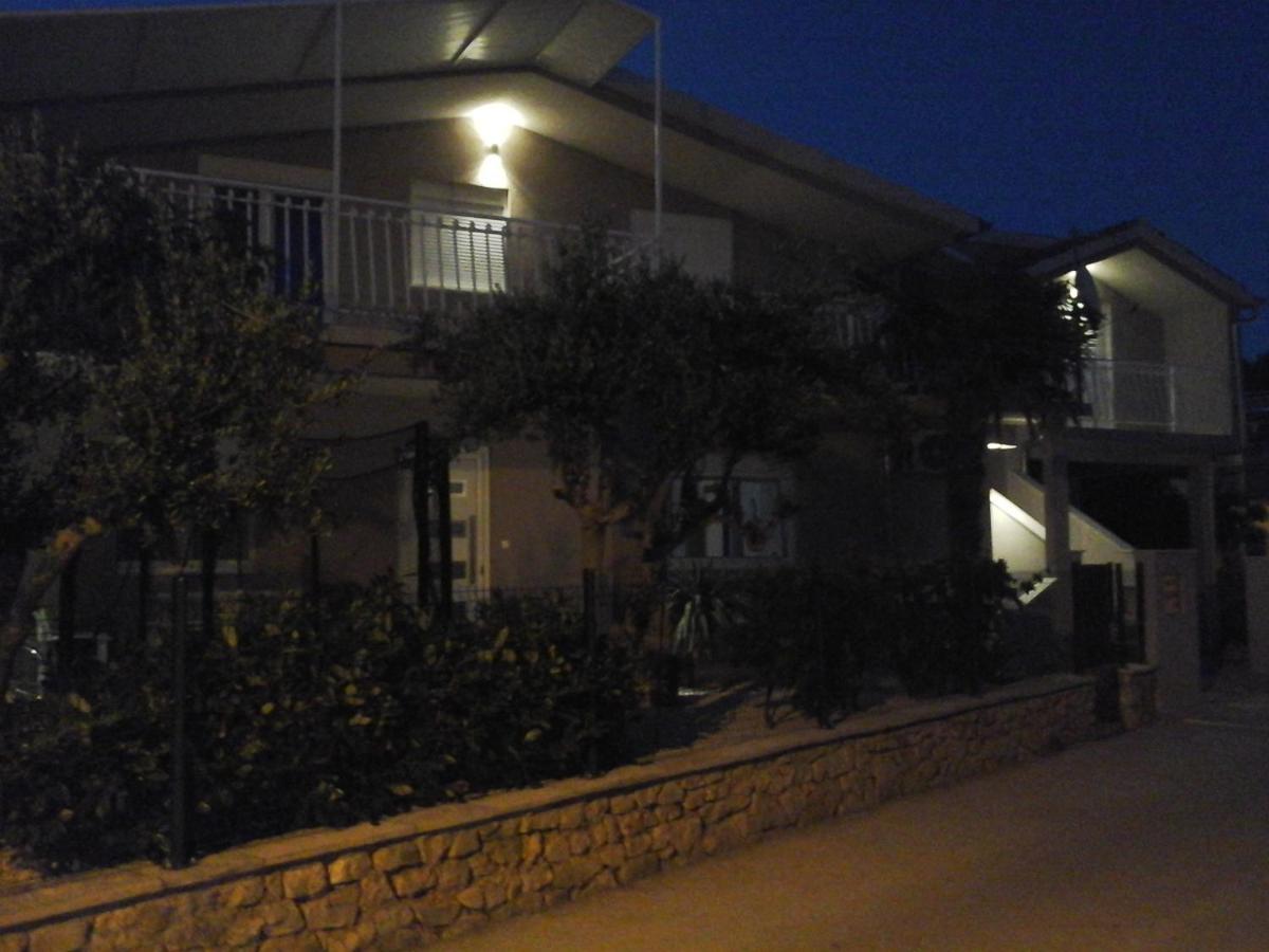 Apartments Anita Frane Водице Екстер'єр фото