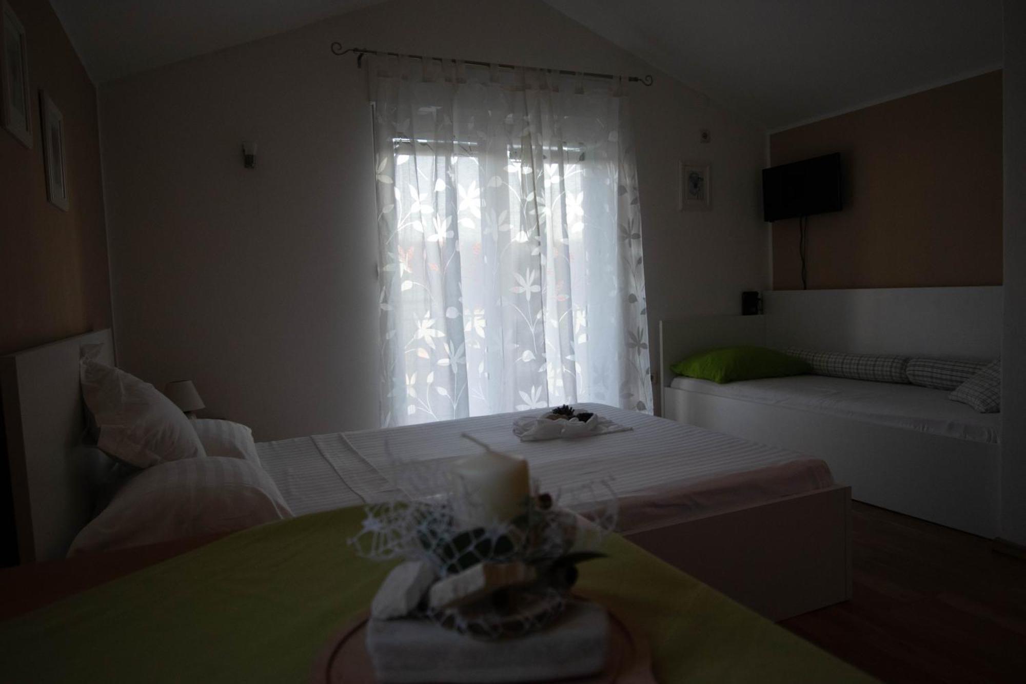 Apartments Anita Frane Водице Екстер'єр фото