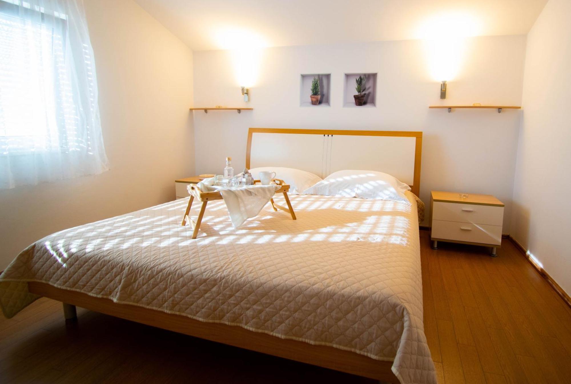 Apartments Anita Frane Водице Екстер'єр фото
